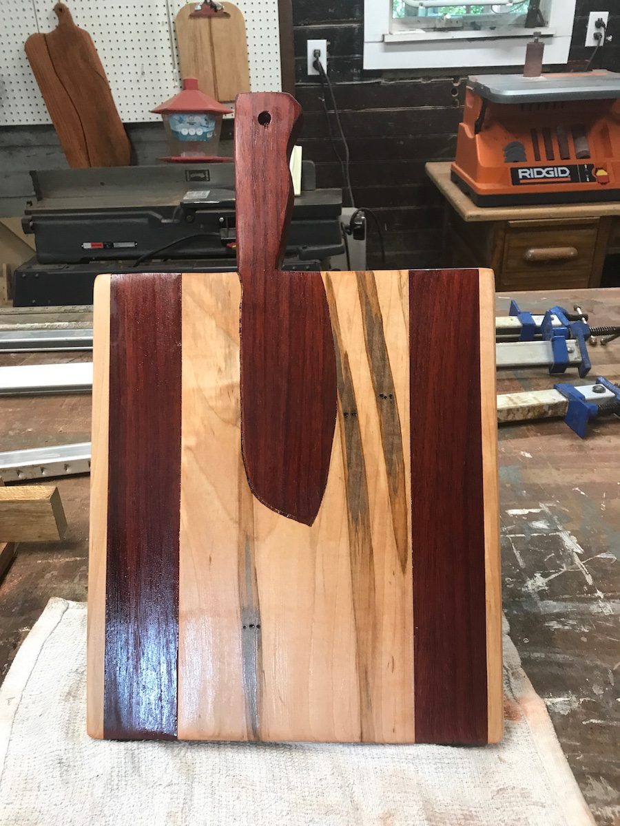 knife handle cutting board b